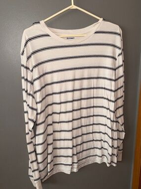 Old Navy Long-Sleeve "Soft- Washed" Lightweight Striped Shirt